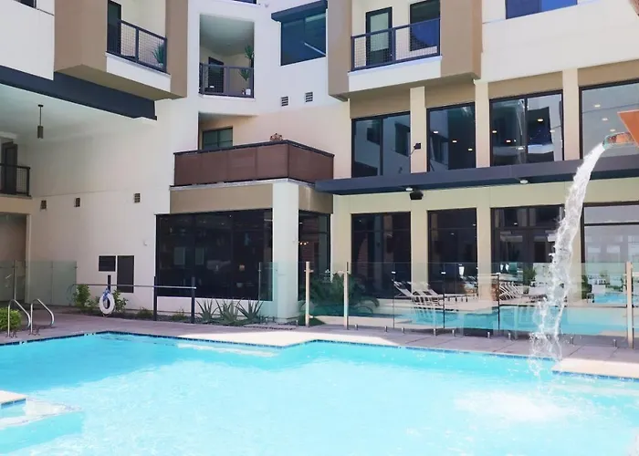 Summer Patio Pool View Kierland Walk *